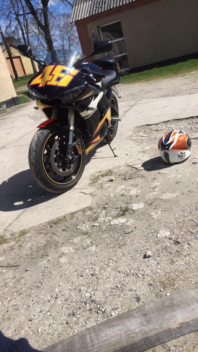 Yamaha R6 billede 10