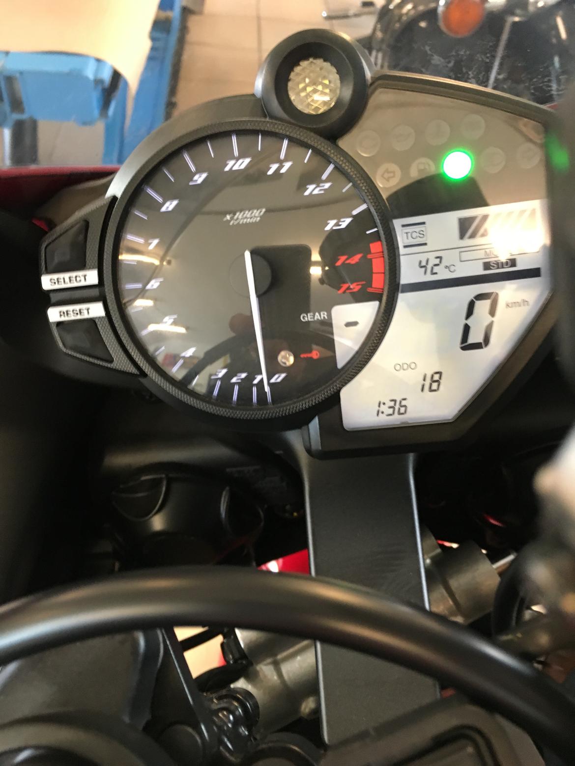 Yamaha YZF R1 RN22 Limited billede 4