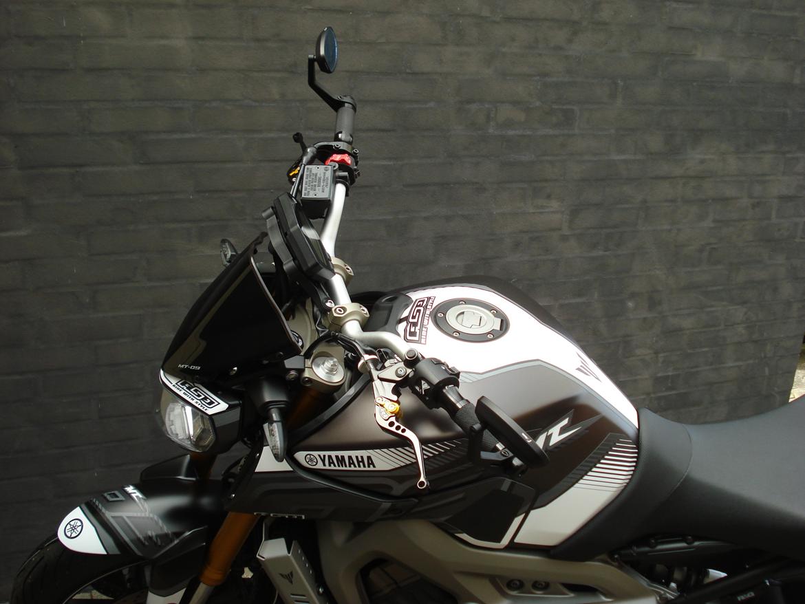 Yamaha MT - 09 "BAGHJULS KONGEN" billede 17