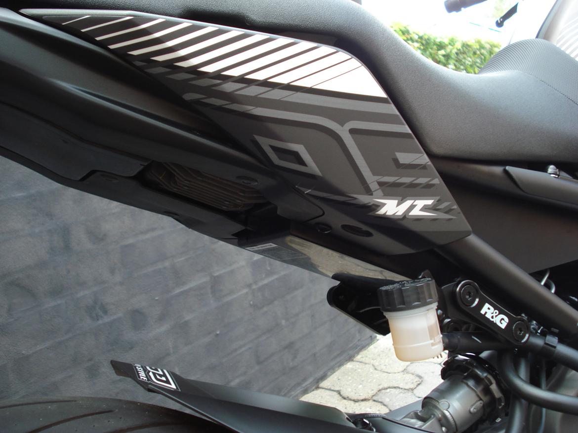 Yamaha MT - 09 "BAGHJULS KONGEN" - FODHVILER FJERNET billede 27