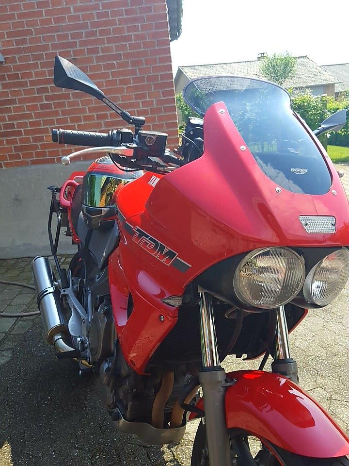 Yamaha TDM 850 3VD - her monteret med buldrer potte. det siger godt, men det er næsten for meget. billede 6