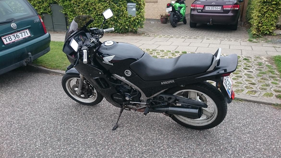 Honda VF 500 "Interceptor" F2 billede 4