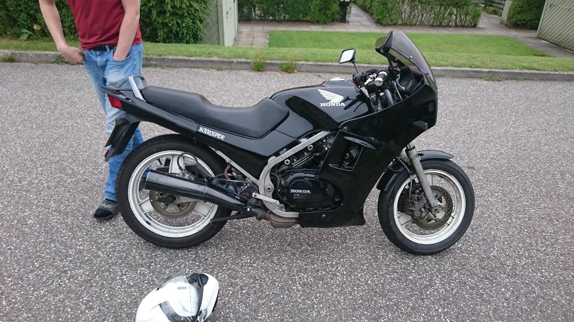 Honda VF 500 "Interceptor" F2 billede 1