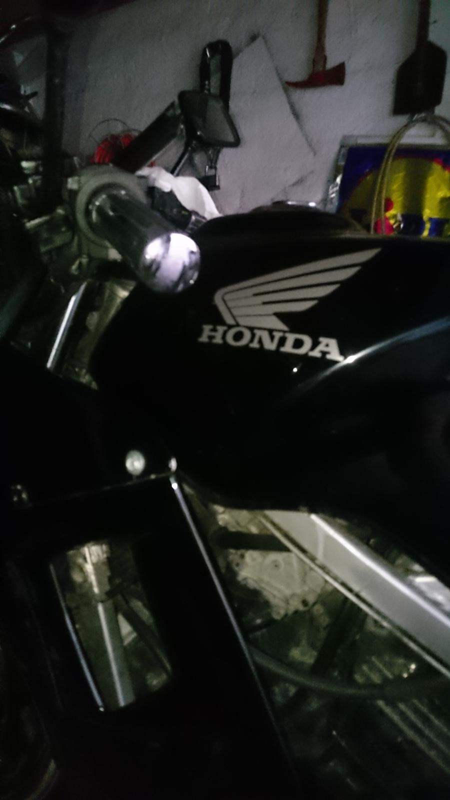 Honda VF 500 "Interceptor" F2 billede 8