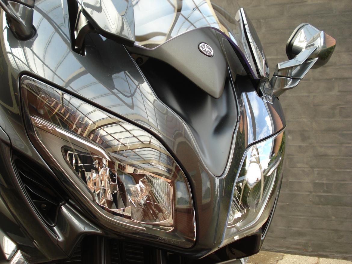 Yamaha "BAMSEFAR"  FJR 1300 AE - LED LYS M. KURVELYS billede 3