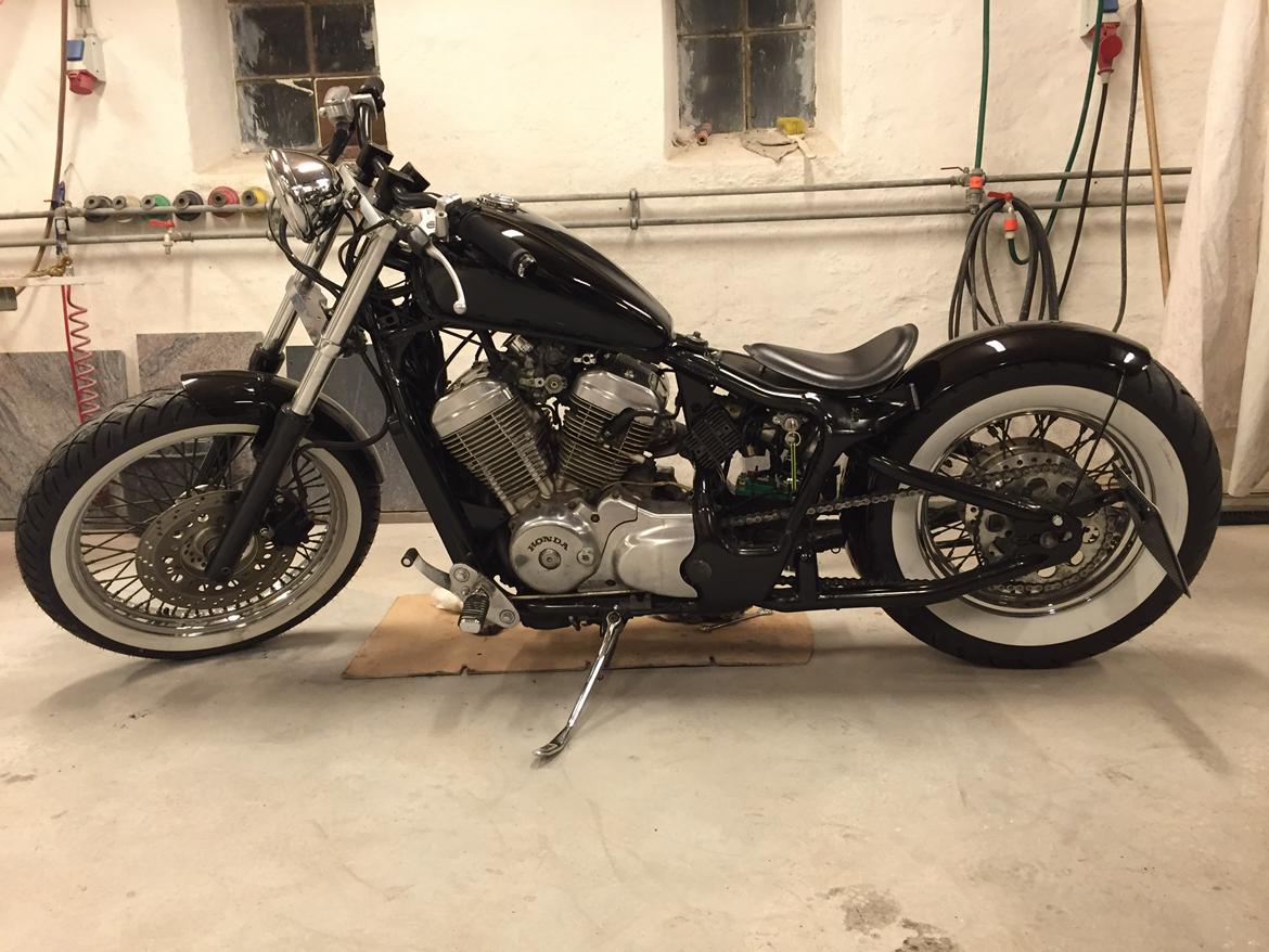 Honda VT600 C  Bobber billede 6