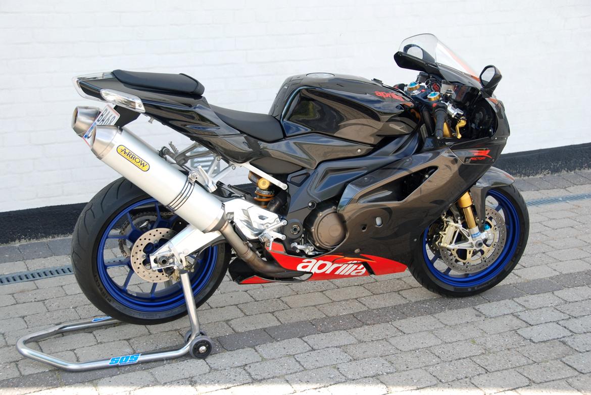Aprilia Rsv 1000 R Factory - Black lion billede 1