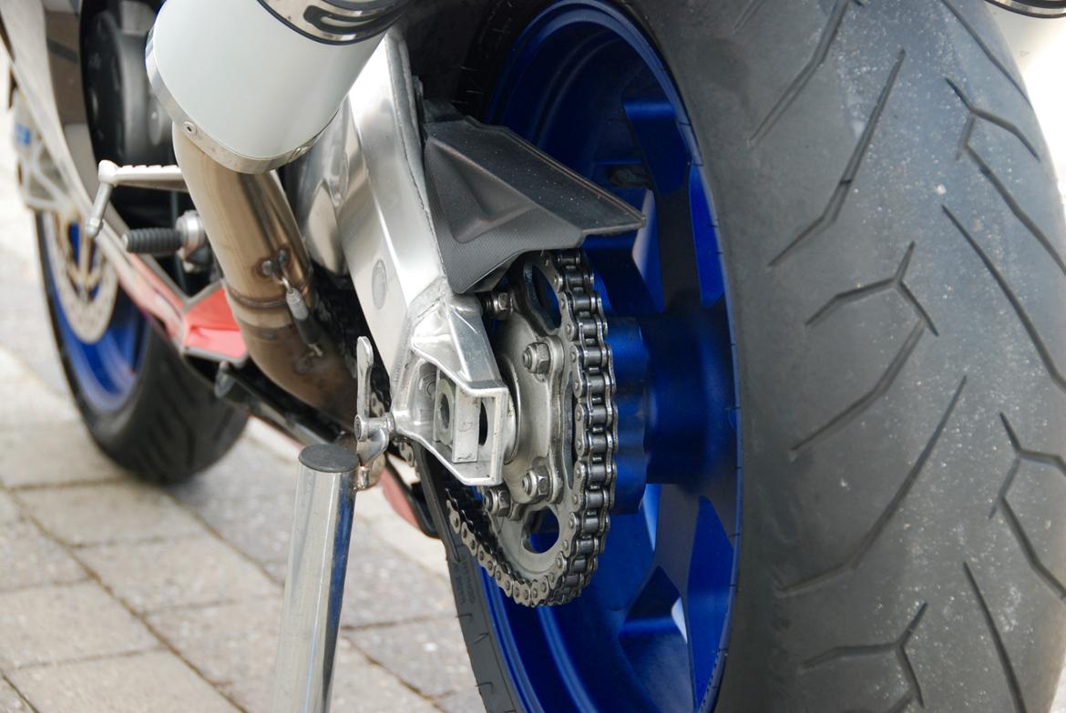 Aprilia Rsv 1000 R Factory billede 10