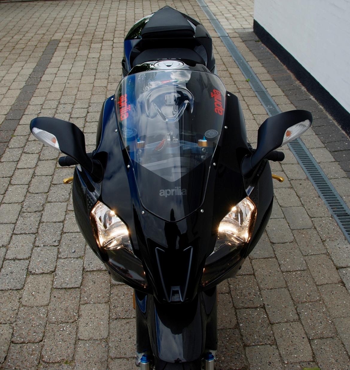 Aprilia Rsv 1000 R Factory billede 12