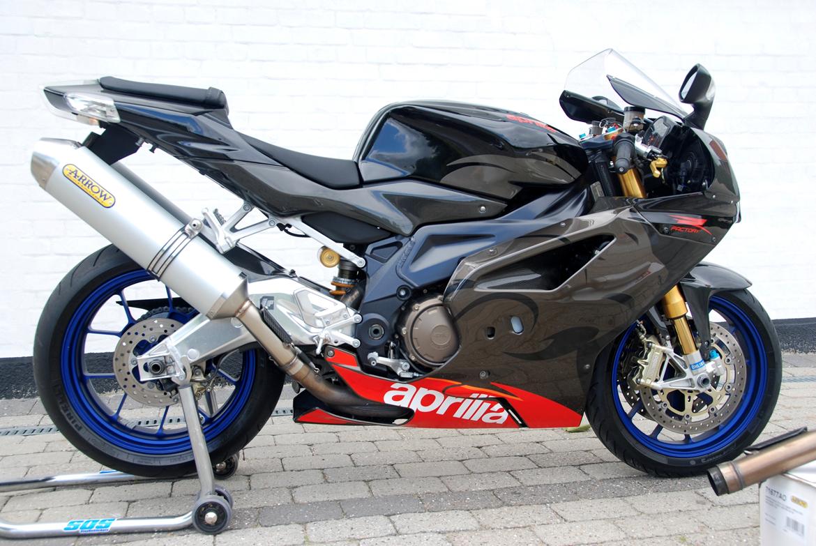 Aprilia Rsv 1000 R Factory billede 14