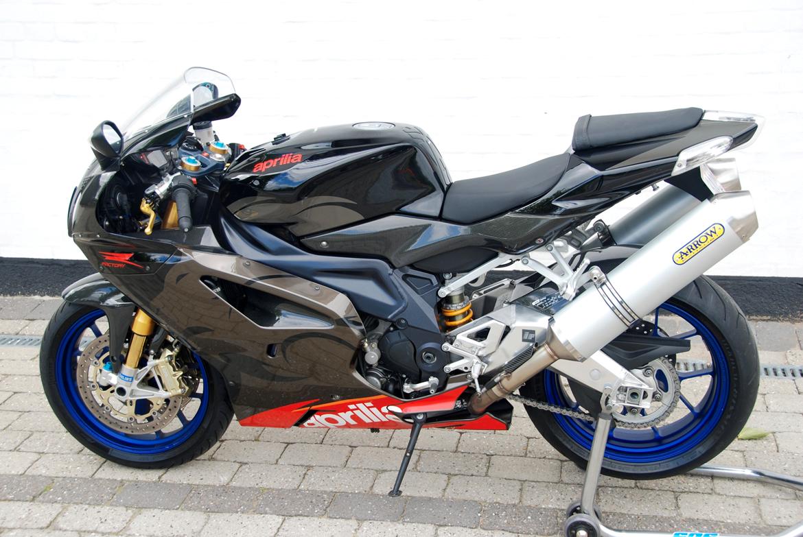 Aprilia Rsv 1000 R Factory billede 15