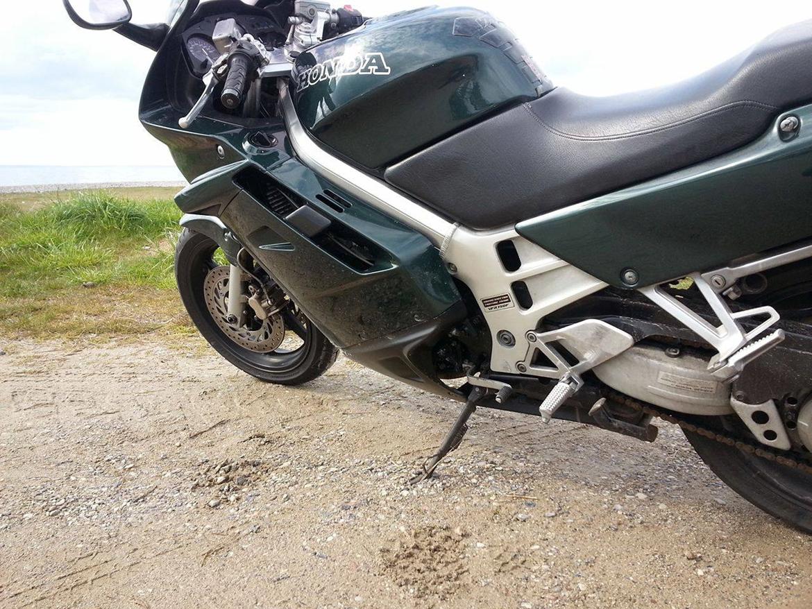 Honda VFR 750 RC36 billede 1