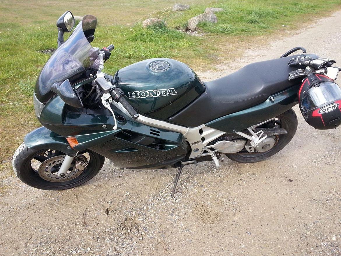 Honda VFR 750 RC36 billede 3