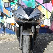 Yamaha R6