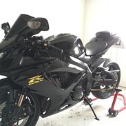 Suzuki GSXR-750