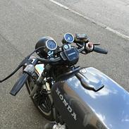 Honda CX500 "Deluxe"