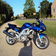 Suzuki SV650S