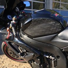 Suzuki GSX-R 600 k7