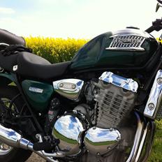 Triumph Thunderbird 900