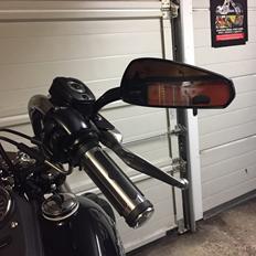 Harley Davidson Dyna Street Bob - FXDB