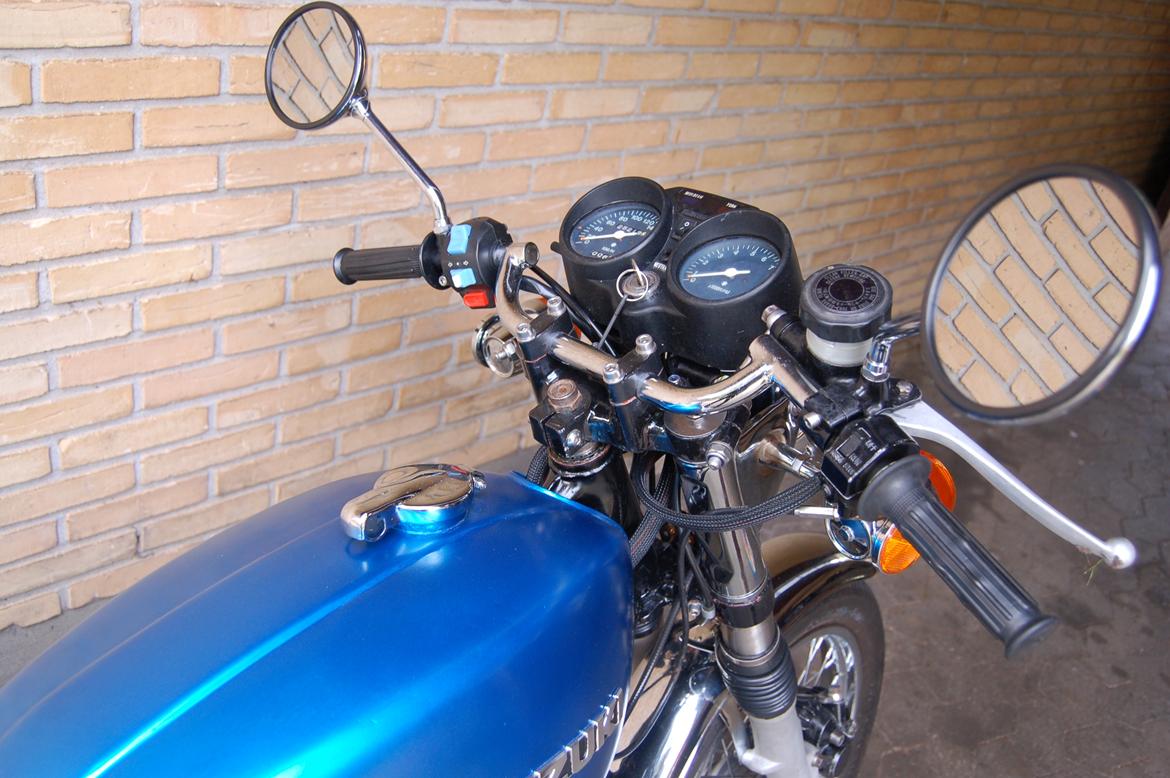 Suzuki GT 550 billede 5