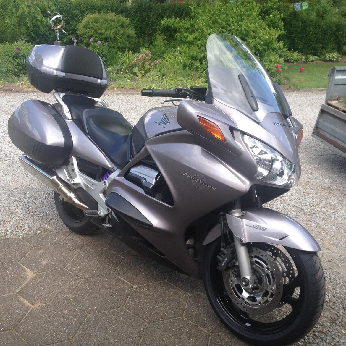 Honda St 1300 billede 4