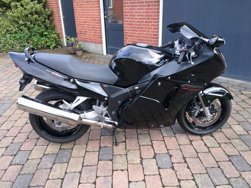 Honda CBR 1100XX Blackbird billede 10