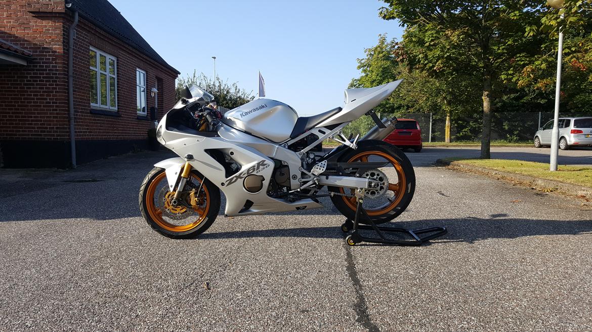 Kawasaki ZX-6R 636 billede 1