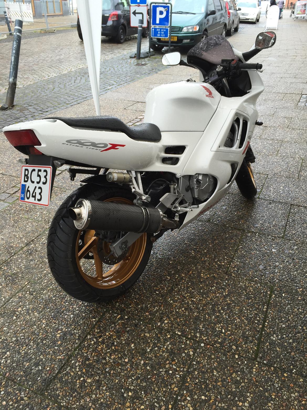 Honda Cbr 600 f3 billede 1