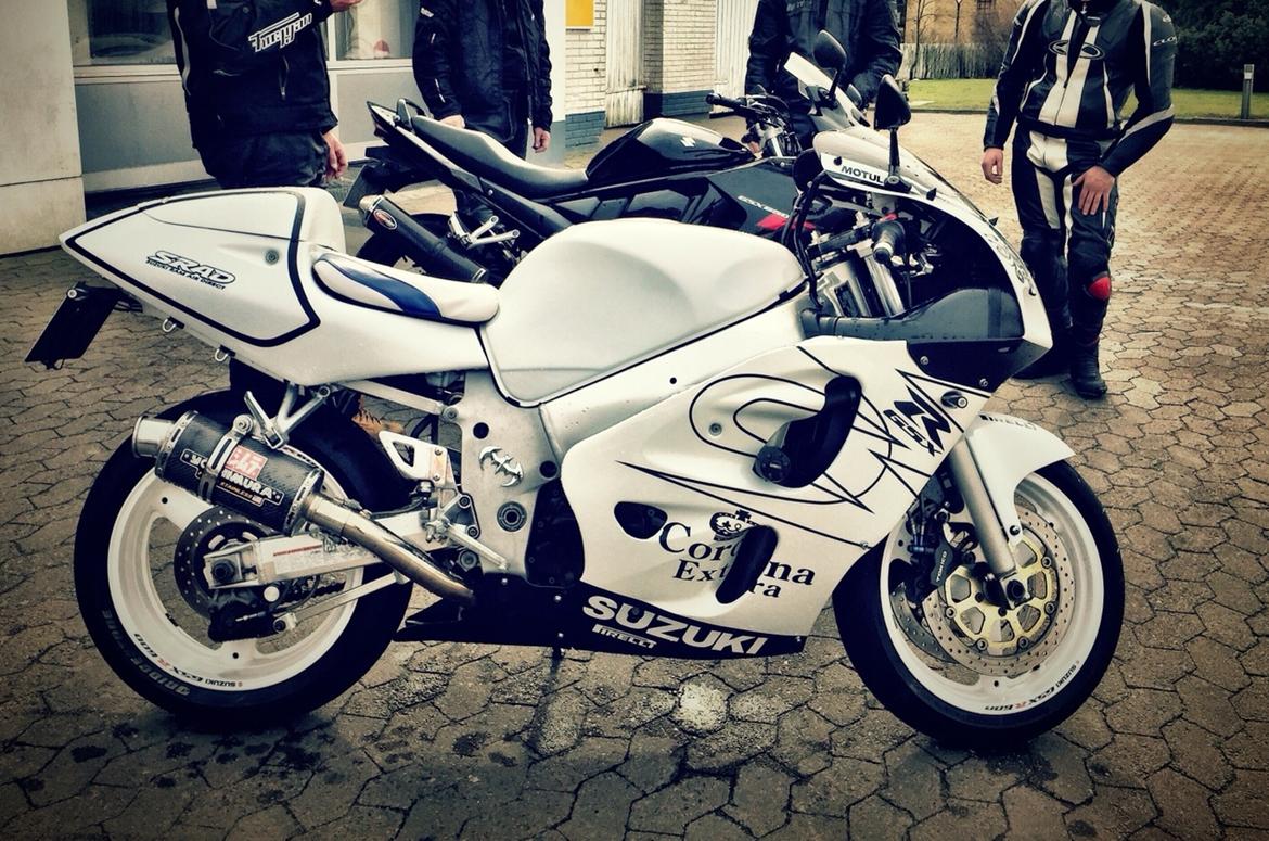 Suzuki GSXR 600 SRAD billede 1