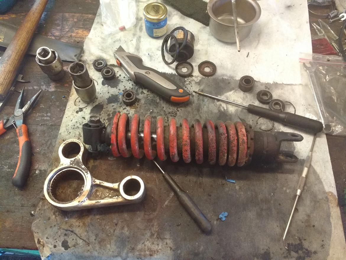 Suzuki GSX 400 X Impulse billede 13