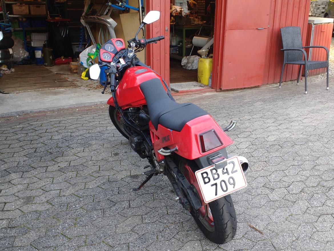 Suzuki GSX 400 X Impulse billede 5