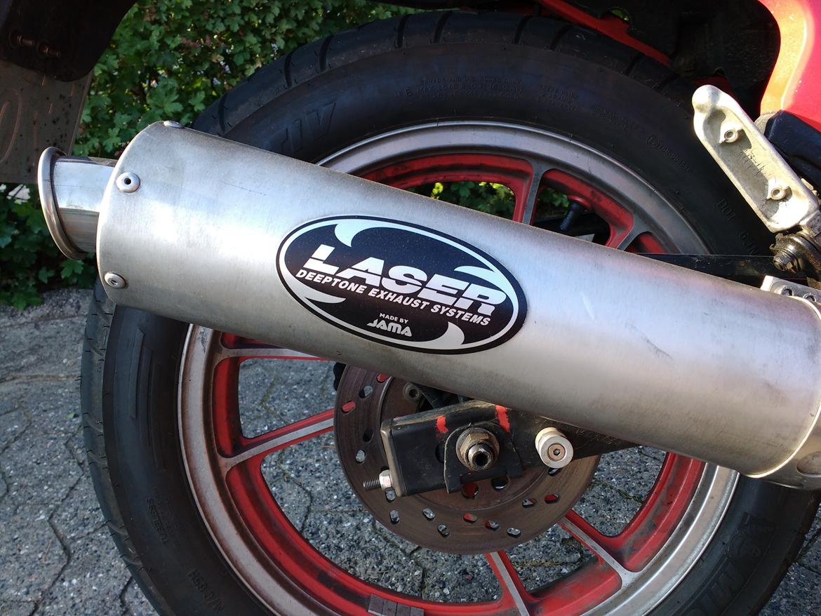 Suzuki GSX 400 X Impulse billede 8