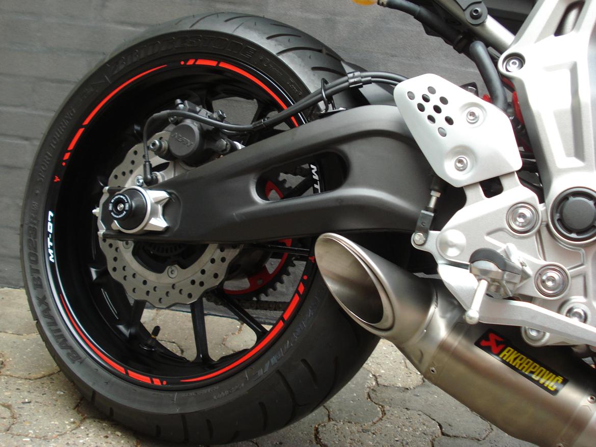 Yamaha MT - 07 billede 13
