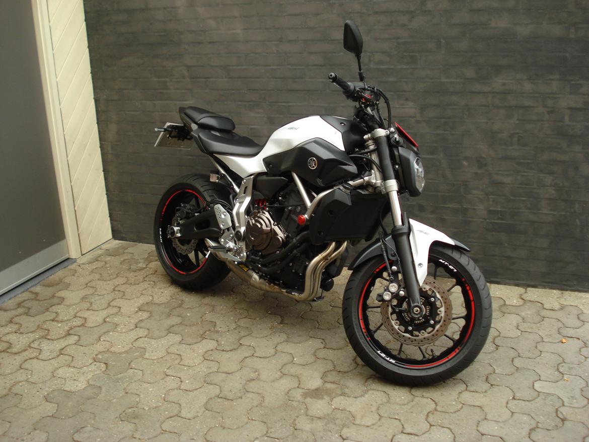 Yamaha MT - 07 billede 23