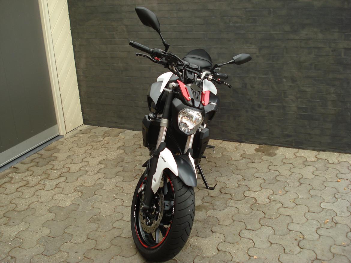 Yamaha MT - 07 billede 24