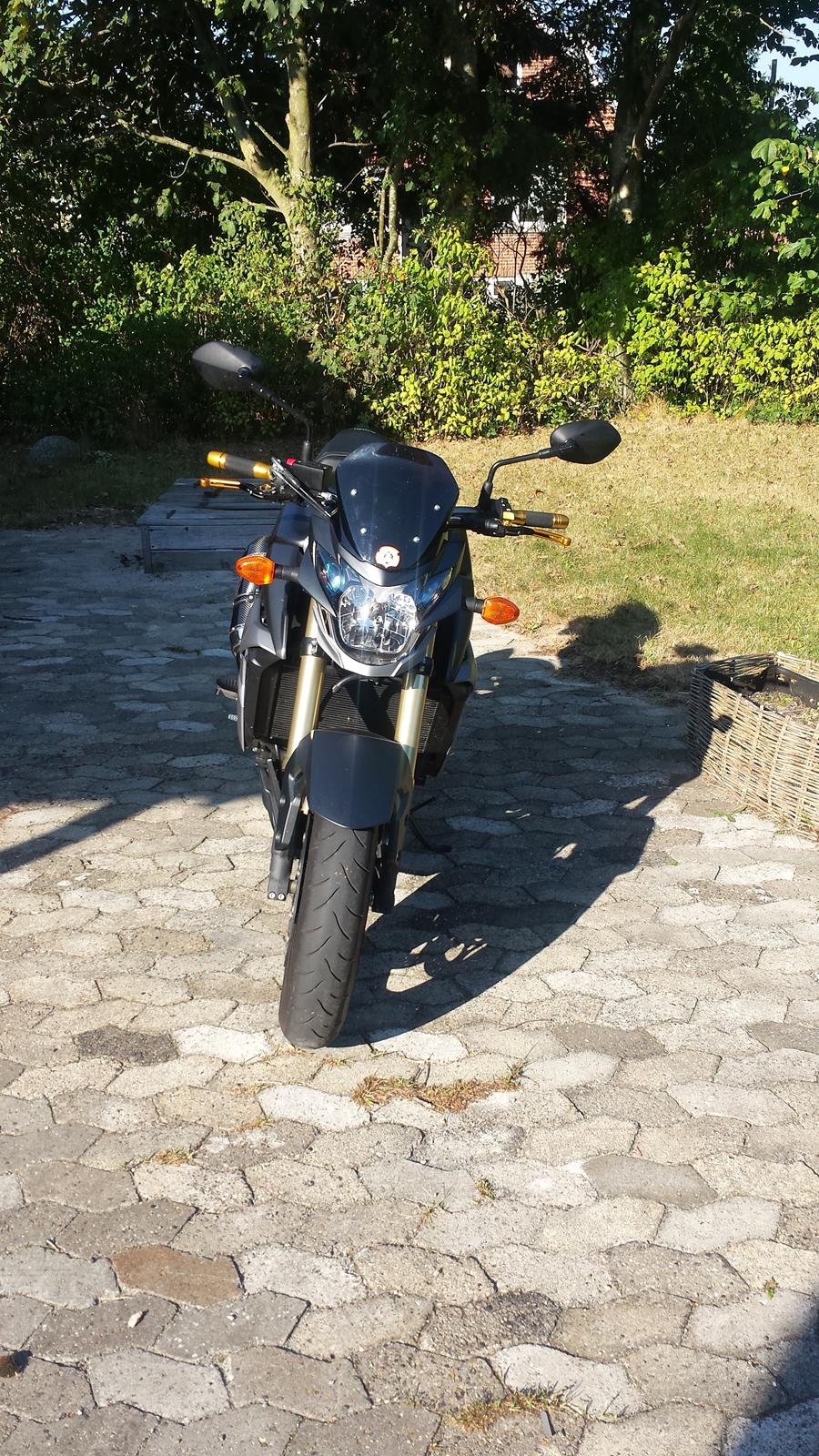 Suzuki GSR 750 AL6  Yoshimura Edition ( solgt ) billede 11