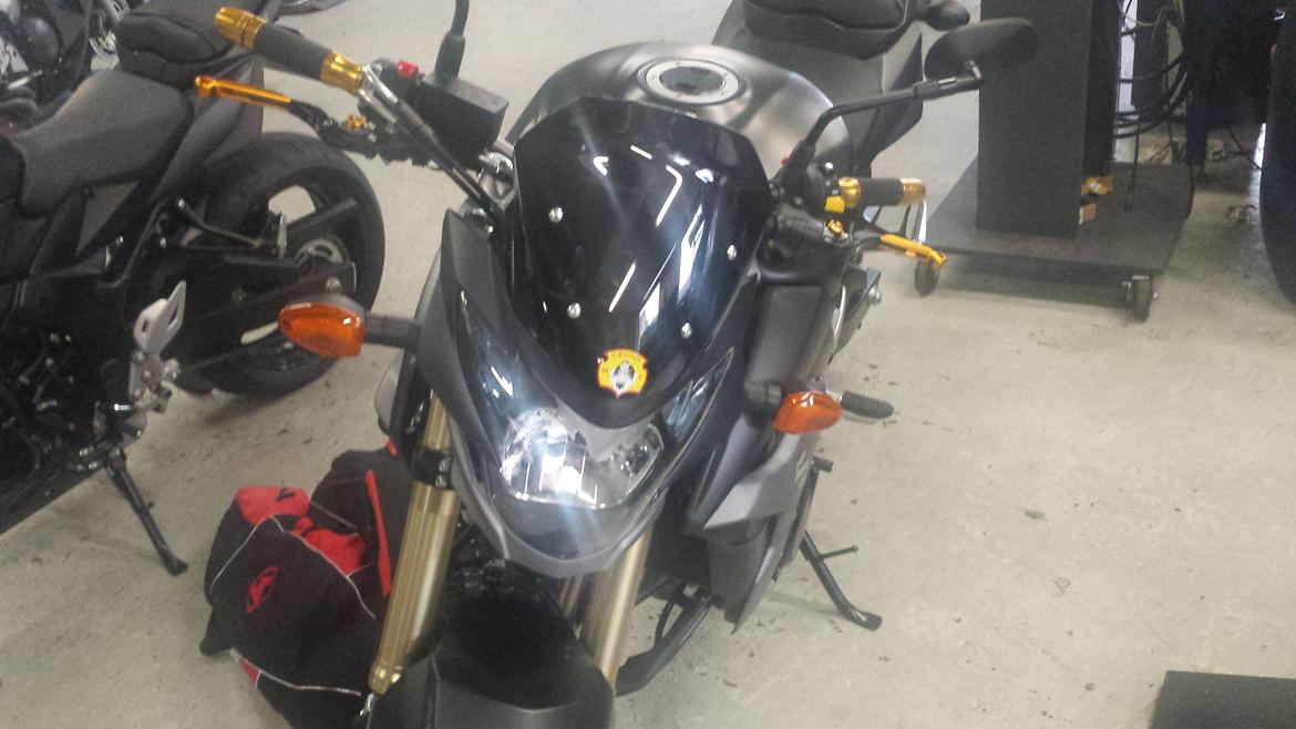 Suzuki GSR 750 AL6  Yoshimura Edition ( solgt ) billede 13