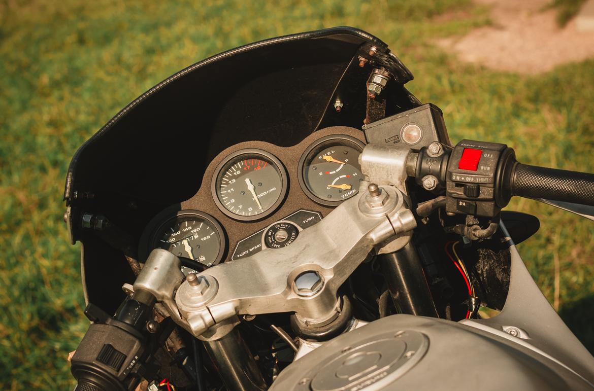 Suzuki GSXR 250 billede 3