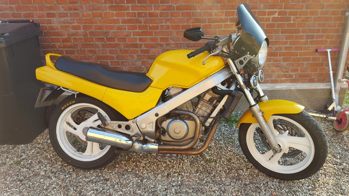 Honda ntv revere billede 5