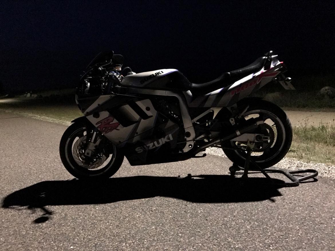 Suzuki Gsxr 1100 (SOLGT) billede 4