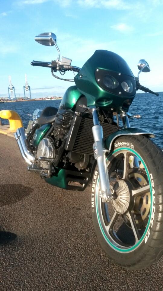 Honda VF700c SuperMagna billede 11