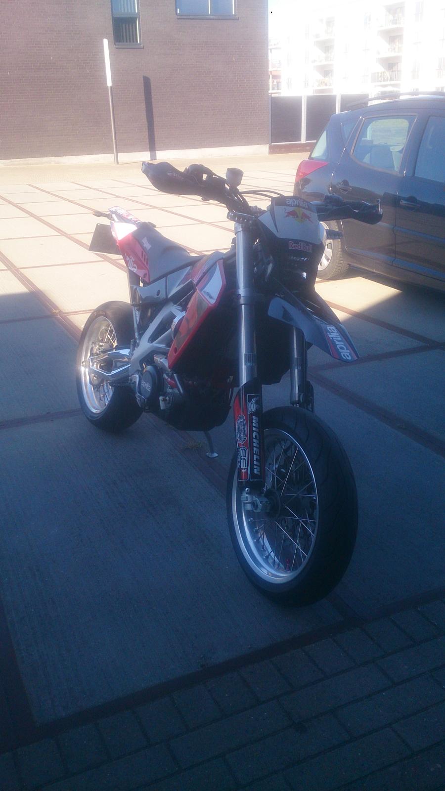 Aprilia Sxv 550 solgt billede 4