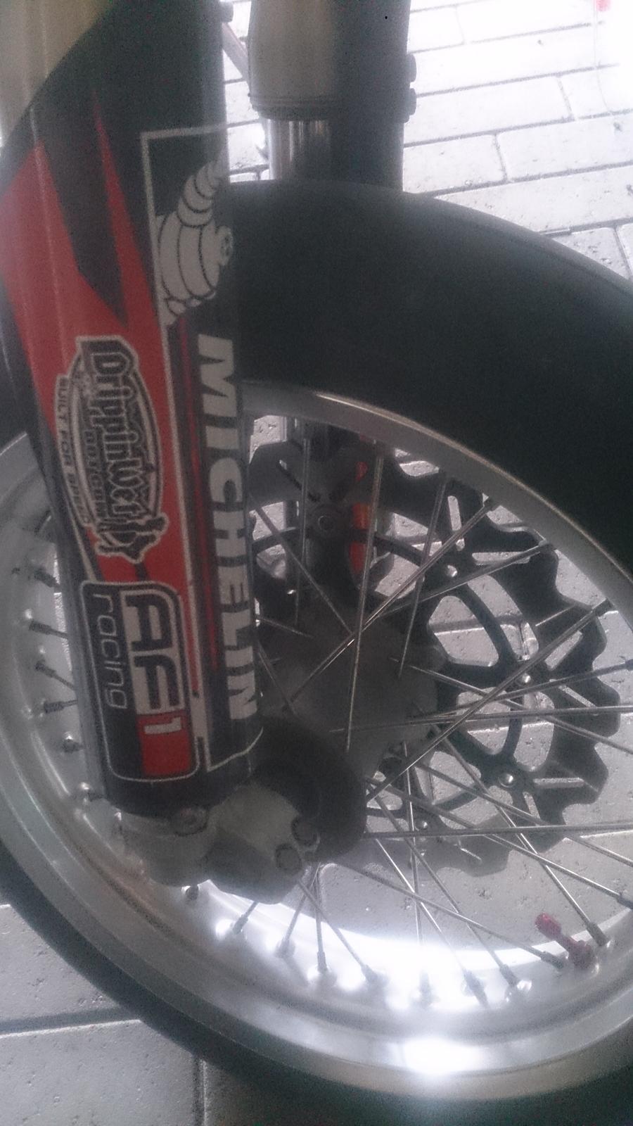 Aprilia Sxv 550 solgt billede 9