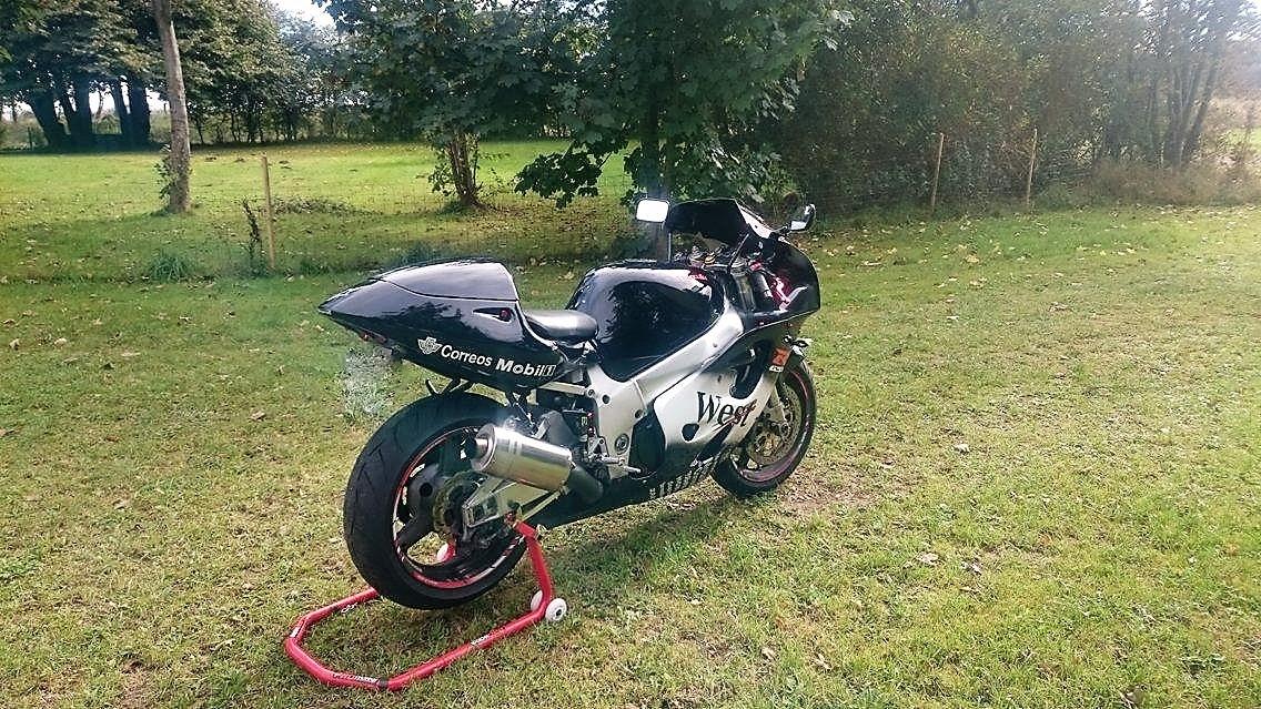 Suzuki GSX-R 750 Srad - Solgt billede 14