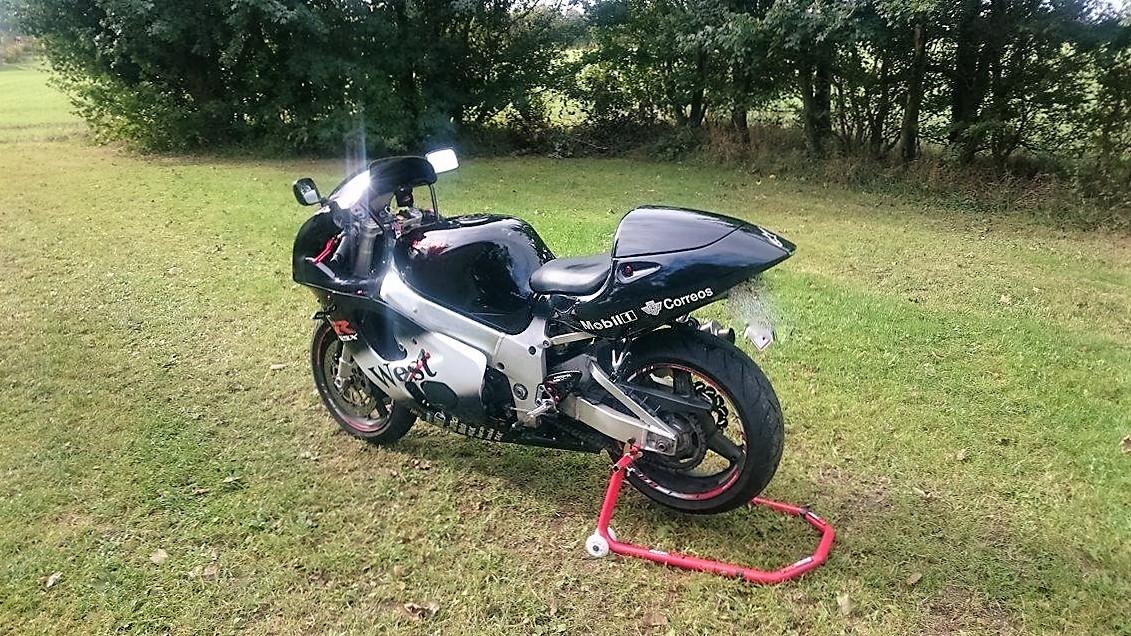 Suzuki GSX-R 750 Srad - Solgt billede 13
