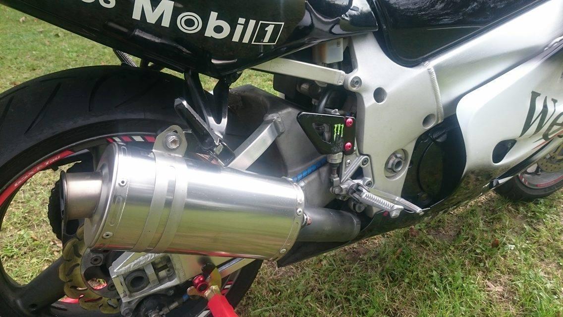 Suzuki GSX-R 750 Srad - Solgt billede 15