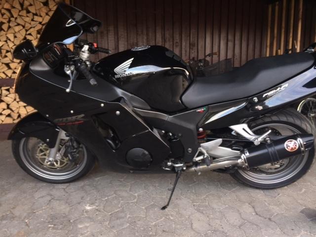 Honda CBR 1100 XX Super Blackbird billede 3