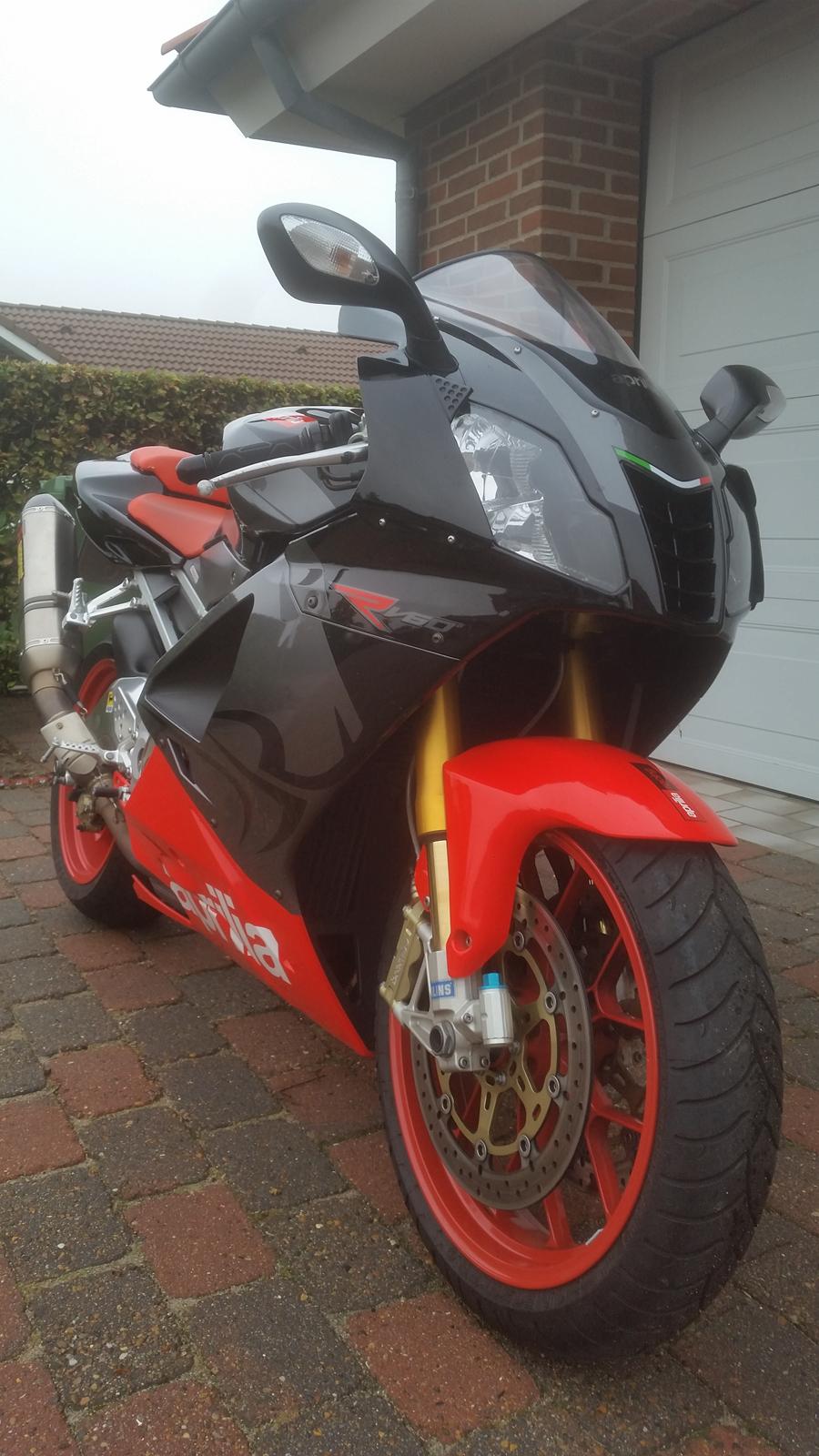 Aprilia RSV1000R (solgt) billede 4