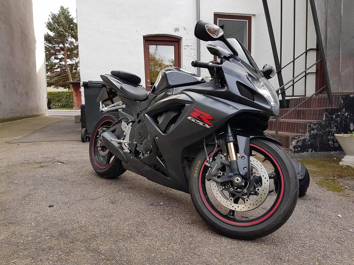 Suzuki GSX-R 750 - Før vask billede 4